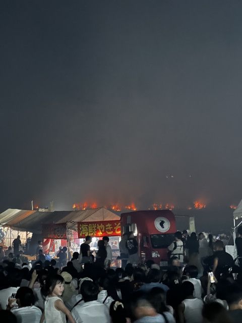 【速報】花火大会開催中に河川敷で火事　打ち上げ場所の真下か　直方市の遠賀川　大会は中断　福岡