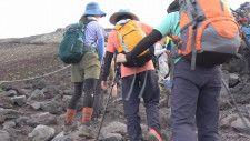 「唐突で、混乱が懸念される」富士山・吉田ルートで予約システム　観光客は理解も山小屋からは困惑の声も