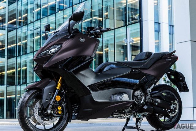 快適だけどスポーティな走りが魅力的！ ヤマハのスポーツバイク「TMAX560」の2024年モデルは“シックな新色”がカッコいい