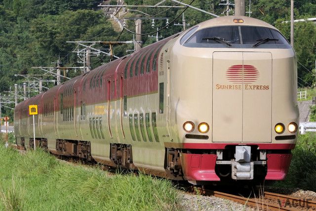 新幹線とは違う「寝台列車」 いくらで乗車？ どんなサービス？ いまや貴重な「サンライズ瀬戸・出雲」とは