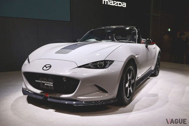手組みで生産する“究極”の「ロードスター」初公開！ モーター
