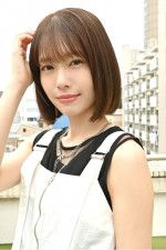 AKB48として活動してきた小田えりなさんが4月末にグループを卒業。記念の1st写真集を発売した