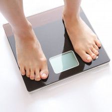 ダイエットでまだ「体重の変化」を気にしてるの？ 本当にやるべきことは…
