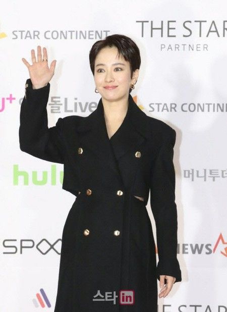 女優ソン・ジヒョ、前所属事務所の代表を横領の疑いで警察に告発