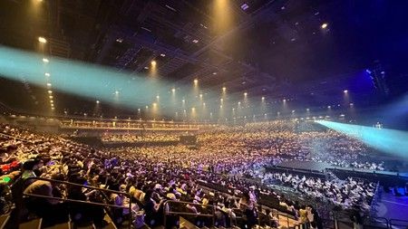 日本列島を熱くした「ドリームコンサート」、3万観客を集める