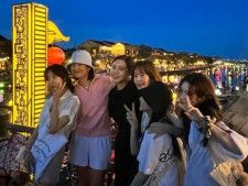 女優ハン・ヒョジュ、イ・ビョンホンからハン・ジミンまでBHエンタの家族ショット公開「一生忘れられないワークショップ」（画像提供：wowkorea）