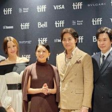 女優キム・ヒエ、チャン・ドンゴンとまぶしいビジュアルケミ…「仲のいい夫婦」