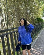 “ガスライティング論議後3年”女優ソ・イェジ、「歩いてまた歩いて」…スポーティな装いで明るい笑顔の近況ショット