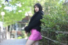 【写真特集】2022ベストオブミス千葉ファイナリスト・松山智香さん、美脚際立つピンクのレザーミニスカートで個性派ファッション披露！「タイでウォーキングの勉強をしたい」