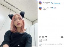 森川葵、猫耳＆ピンク髪でアーニャ風ショット公開！「髪色も黒猫も可愛すぎる」と反響