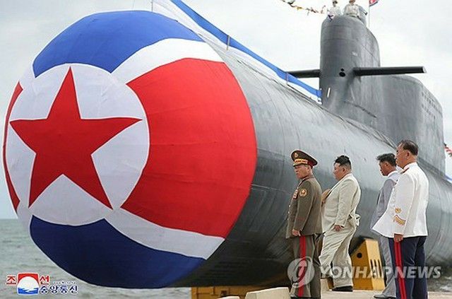 北朝鮮の戦術核潜水艦公開を「無駄な武器開発」と非難　韓国統一部