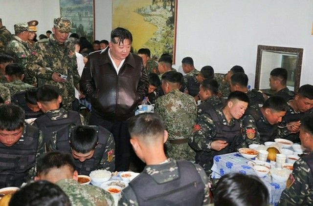 金正恩氏　戦車部隊を視察「全軍の手本」＝朝鮮戦争でソウルに進軍