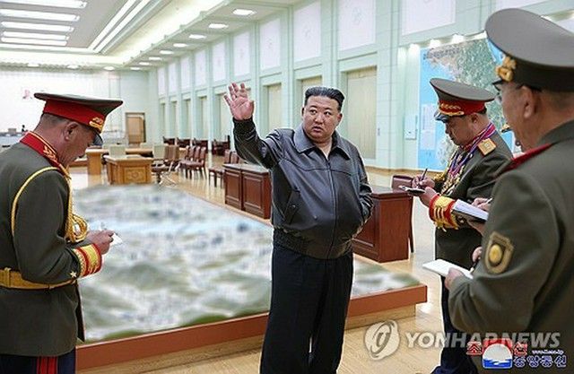 金正恩氏体制発足１２年　北朝鮮「命懸けで擁護を」