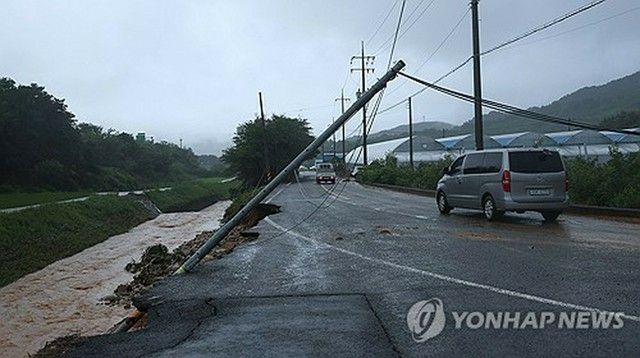 大雨・土砂崩れで10人死亡・9人不明 約1万3千人が一時避難=韓国