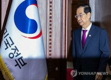 韓国国会　韓悳洙首相の解任建議案を可決＝憲政史上初