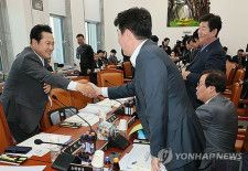 国会常任委　来年度の外交部・統一部予算案を可決＝韓国