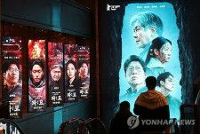 韓国映画「破墓」（原題）の観客動員数が公開３２日目の２４日に累計１０００万人を突破した＝（聯合ニュース）