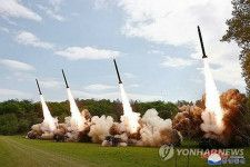 北朝鮮の朝鮮中央通信は核による反撃を想定し超大型放射砲を発射する訓練を２２日に実施したと報じた＝（朝鮮中央通信＝聯合ニュース）≪転載・転用禁止≫