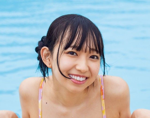 もうすぐ20歳のフレッシュボディが弾けた！「最強の妹系グラドル」入間ゆい、奄美大島で大胆に魅せた