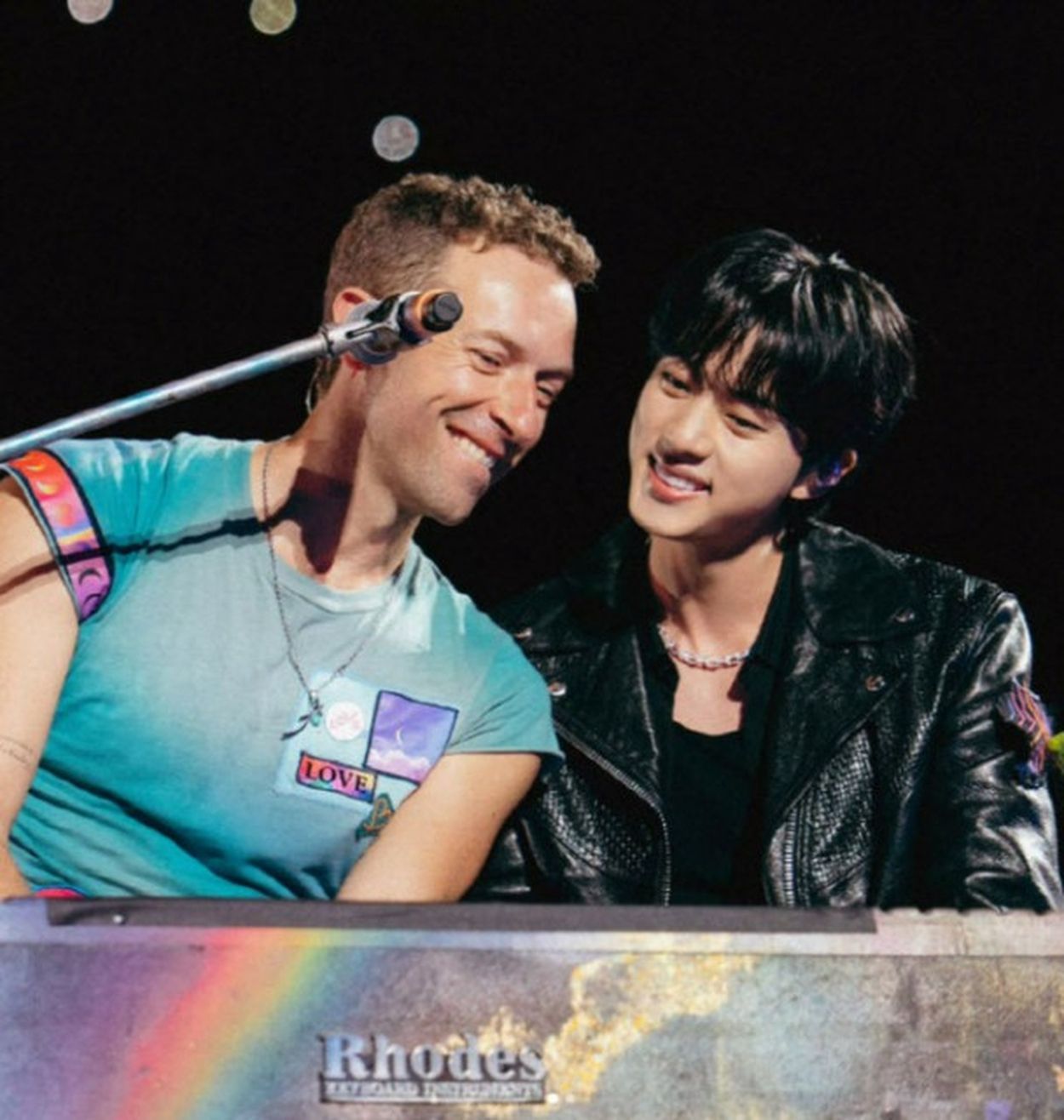 BTS（防弾少年団）」JIN、バンド「Coldplay」訪韓公演フィナーレ