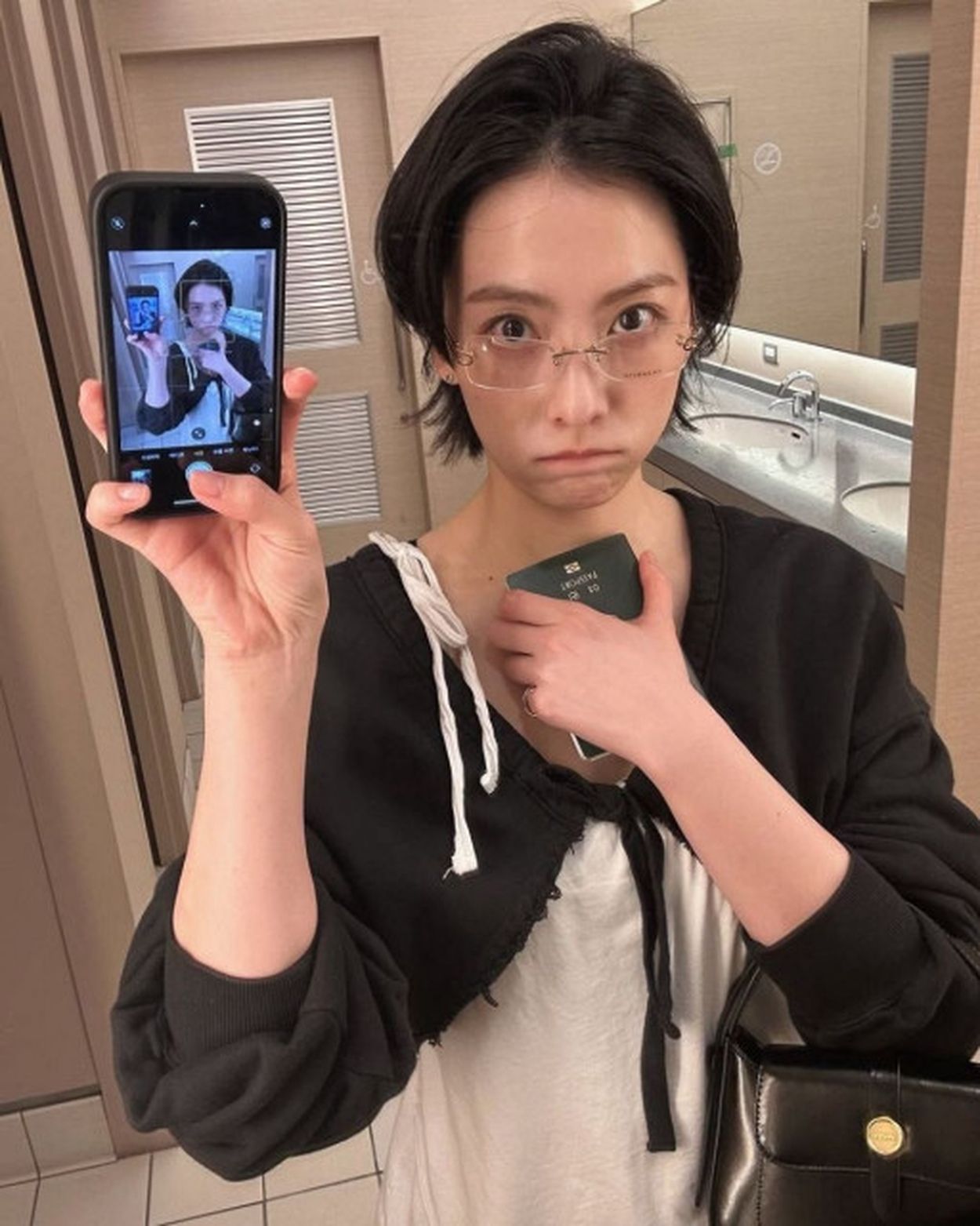PHOTO】元KARA 知英、短編映画「そちらの空は、どんな空ですか