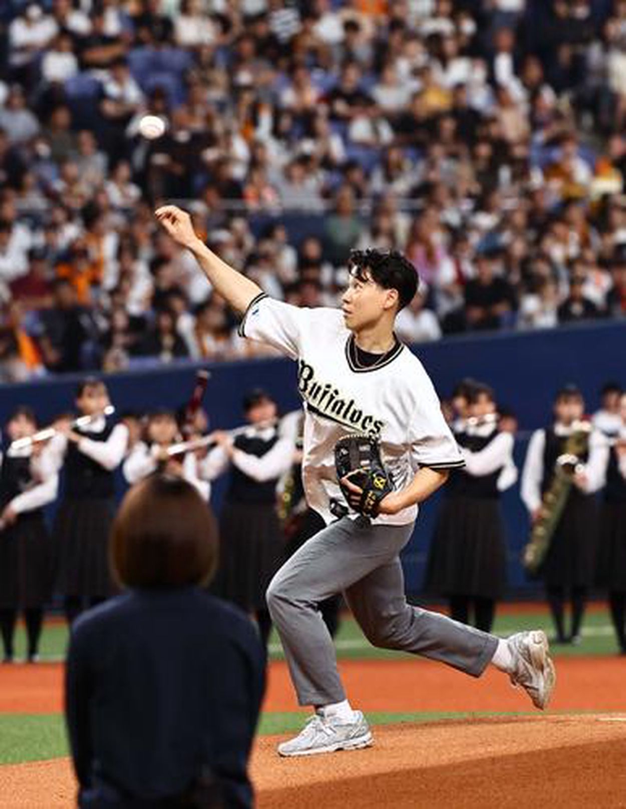 オリックス】希少がんと闘う大阪桐蔭出身の福森大翔さんが始球式