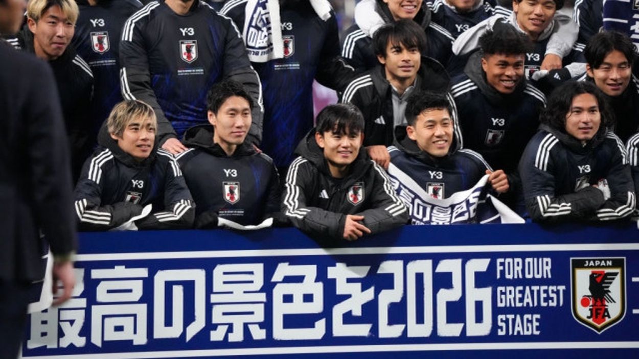 adidas サッカー日本代表 突破記念ユニフォーム／サッカー