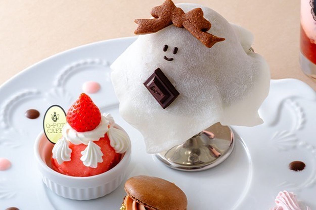 Q-pot CAFE.“オバケちゃん”の濃厚チョコレートムース、マカロンセットの限定スイーツプレートで(ファッションプレス) - goo ニュース