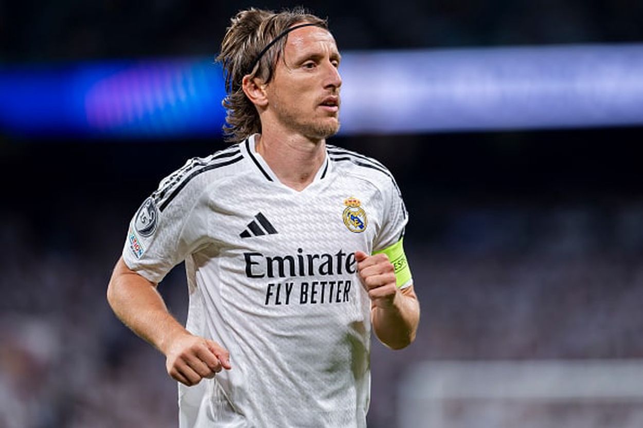 超美品 topps モドリッチ直筆サインカード（2023-24 Topps Stadium Club その他