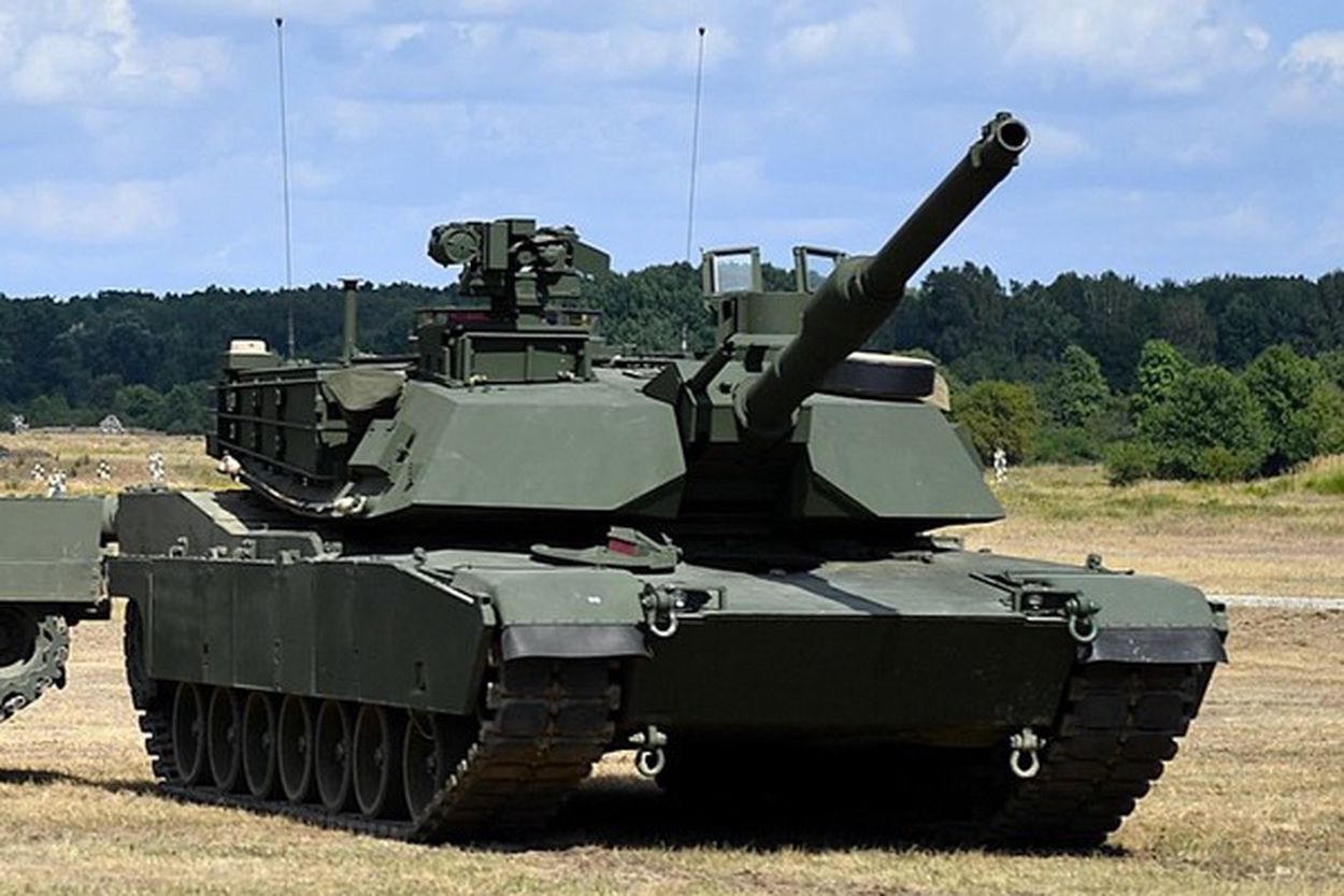 Amazon | ViiKONDO 1/144スケール トイタンク モデルキット 軍用