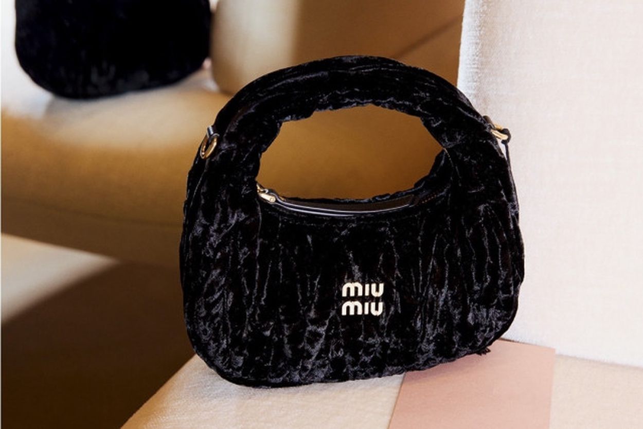 専用】☆MIU MIU ☆ ミニ ぶ厚く バッグ チャーム マテラッセ