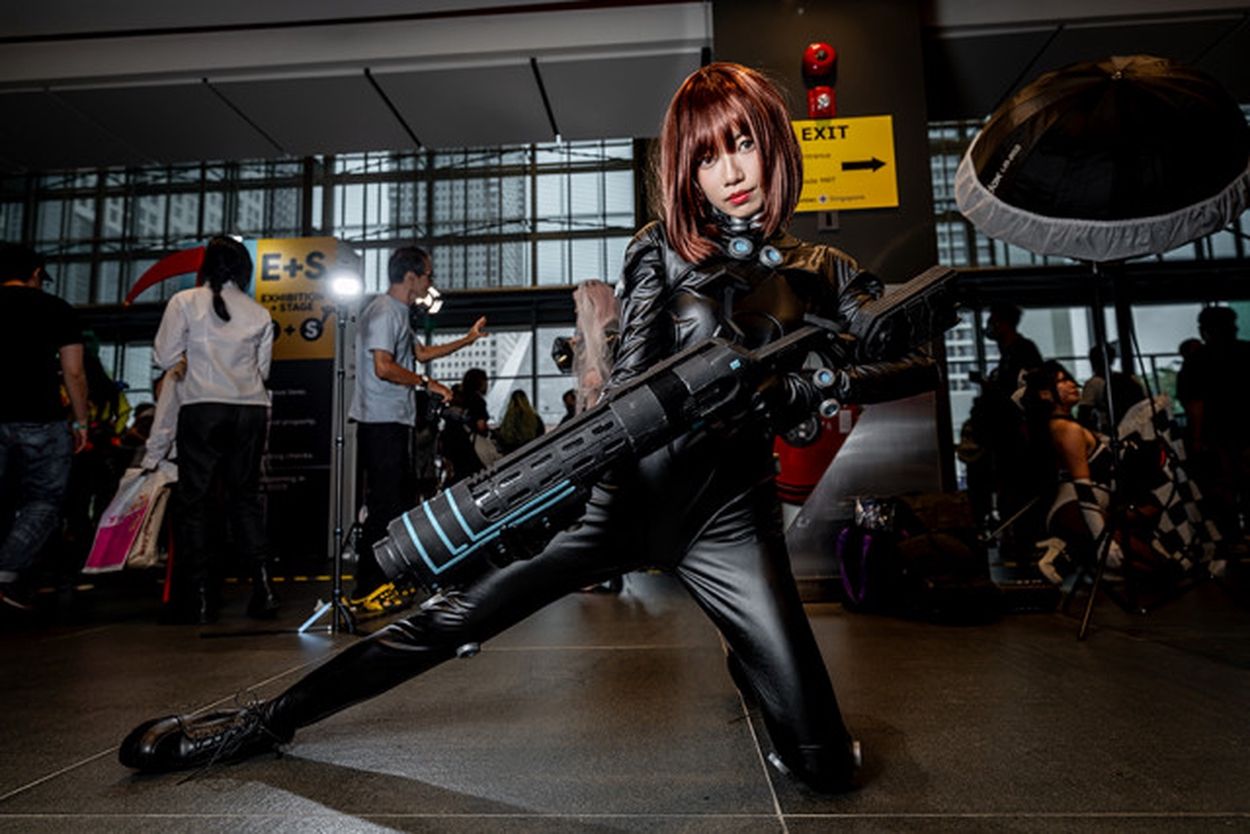 コスプレ】ピチピチスーツ越しにスタイル際立つ！ シンガポール美女による『GANTZ』山咲杏(マグミクス) - goo ニュース