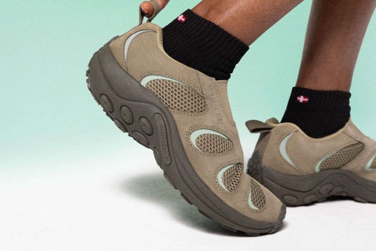 休日服のスパイス靴」メレルのプレミアムコレクション“MERRELL