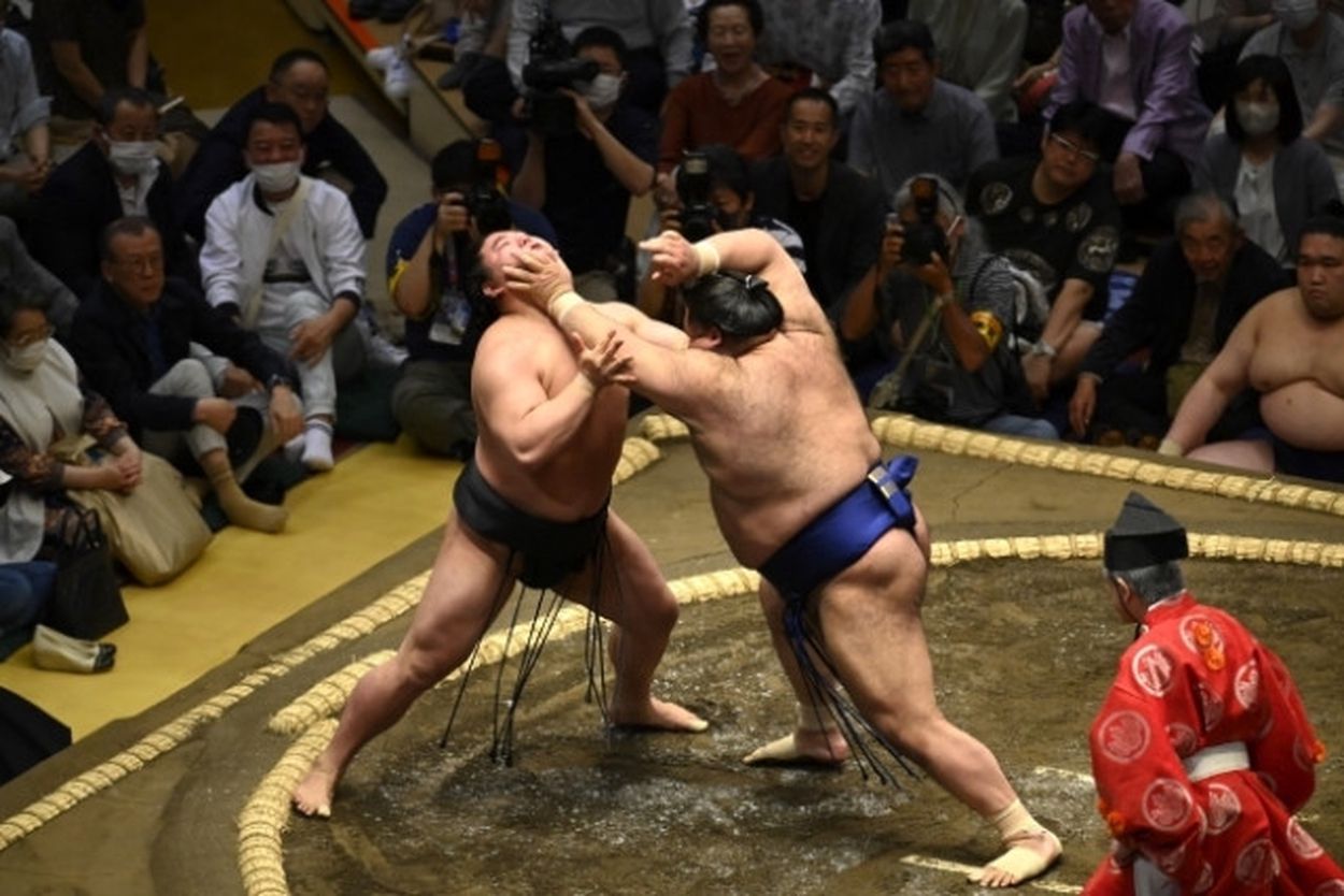 相撲桟敷割図