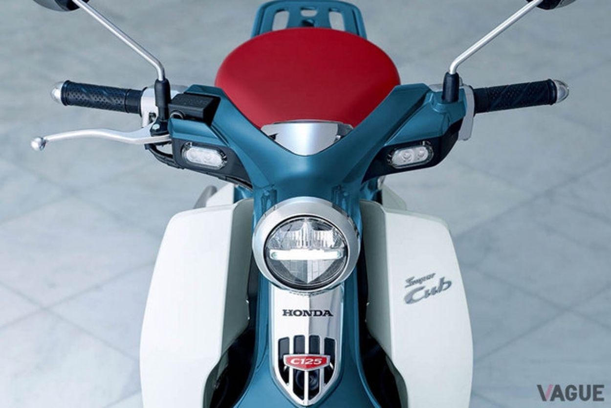 75年前に登場した“初代カブ”が復活!? 新カラーで登場したホンダ「スーパーカブC125」販売から半年 販売店への反響とは(VAGUE) - goo  ニュース