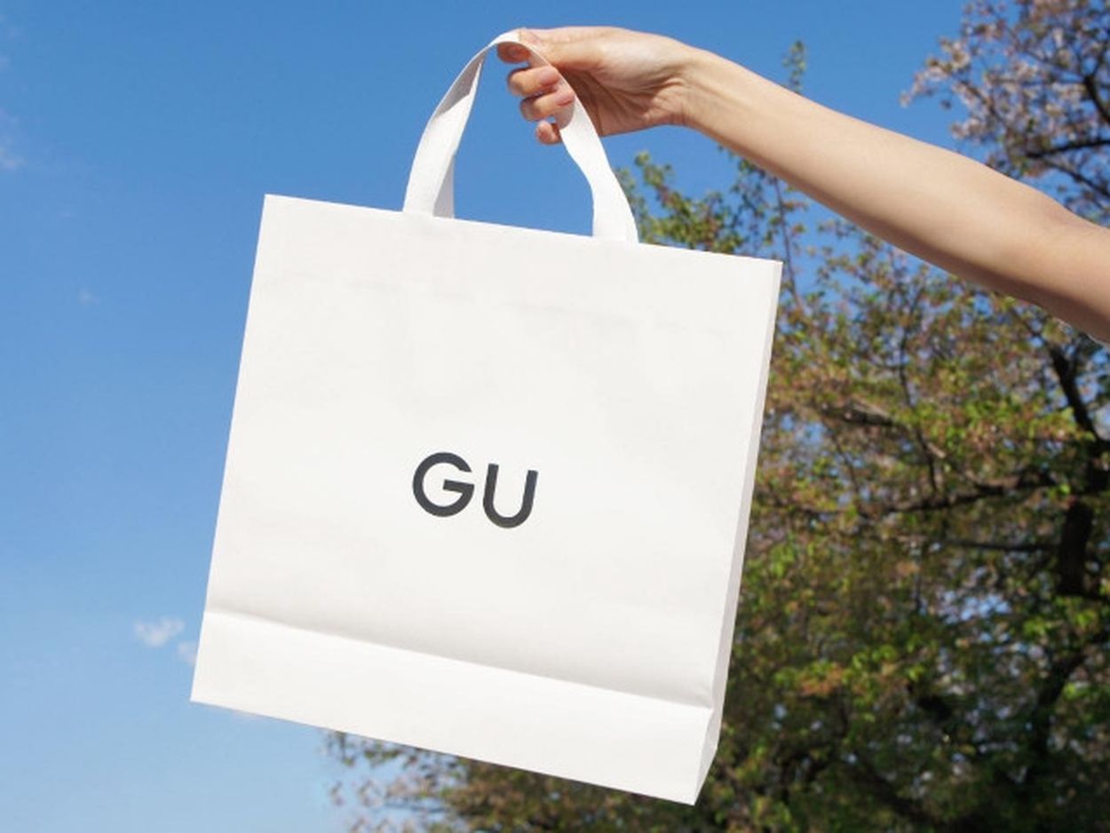 オープニング 大放出セール ALL390円って破格すぎーーーッ！【GU】夏まで使える「値下げ ジャケット・アウター
