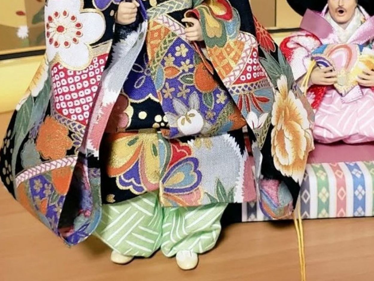 女性が作った雛人形 まさかの姿に「その発想はなかった」「すご