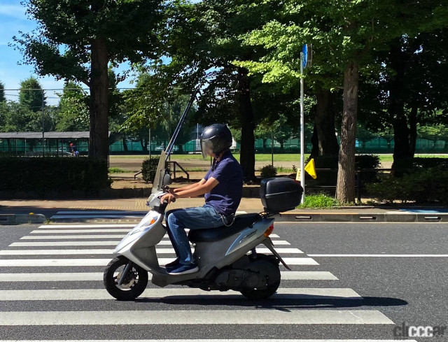 125ccバイクでも2段階右折が必要になる!? 検討が進む「新基準原付」とは(自動車ニュース clicccar.com(クリッカー)) - goo  ニュース