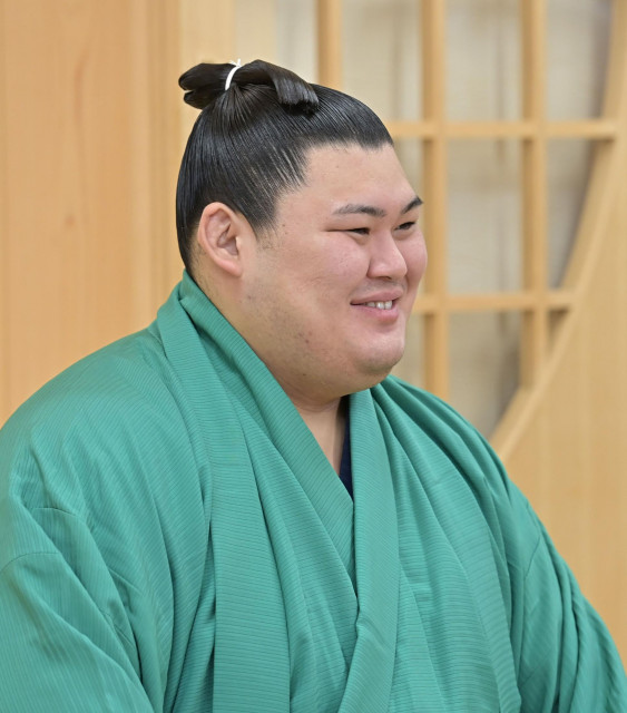 横綱昇進確実の大の里が一夜明け会見「達成感と充実感がある」千秋楽で敗れた豊昇龍は「越えなければいけない壁」