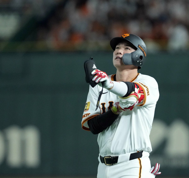 送料無料 即決 読売ジャイアンツ 坂本勇人選手ユニフォーム フル