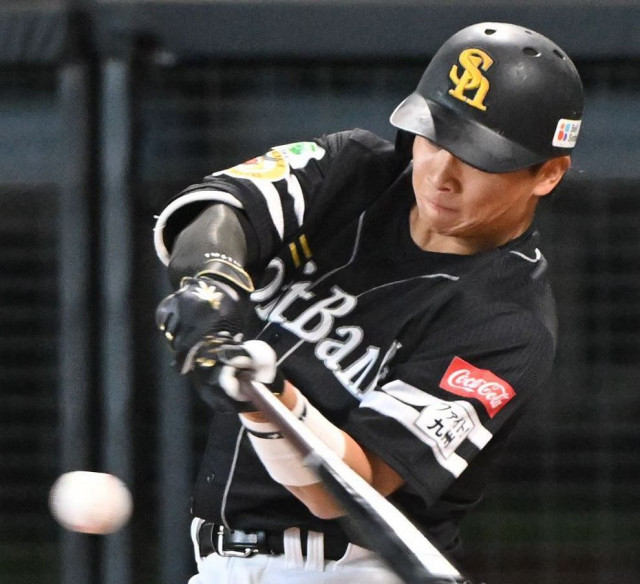 1軍生き残りへ 今季初スタメンのソフトバンク谷川原健太が先制二塁打(西スポWEB otto!) - goo ニュース