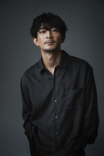 津田健次郎、映画『陰陽師０』ナレーションを担当　低音ボイスが雅な“呪術の世界”へ誘う