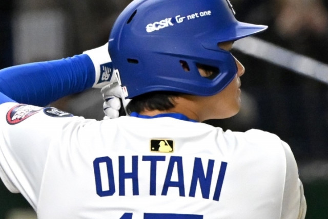 気付かなかった！」大谷翔平が“金色ロゴ”着用、MLBで6人だけの