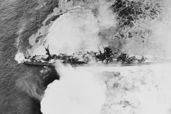 運命は戦艦「大和」とともに… 軽巡ながら奮闘した「矢矧」を