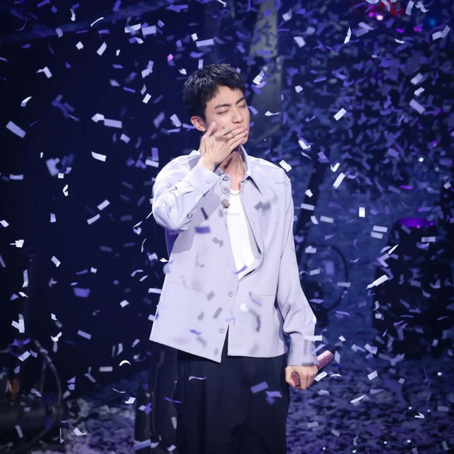 BTS」JIN、ファンに対する切ない愛情にあふれた姿…「2024 FESTA