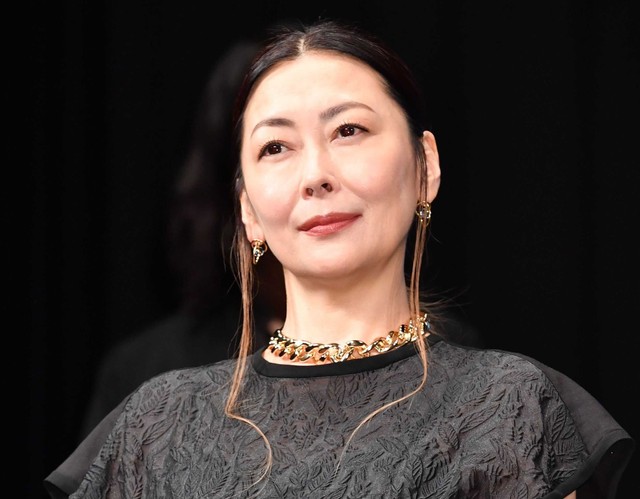 中山美穂さん突然の訃報「嘘でしょミポリン」「信じられない」 前日までSNS投稿していた…動揺広がる(よろず～ニュース) - goo ニュース